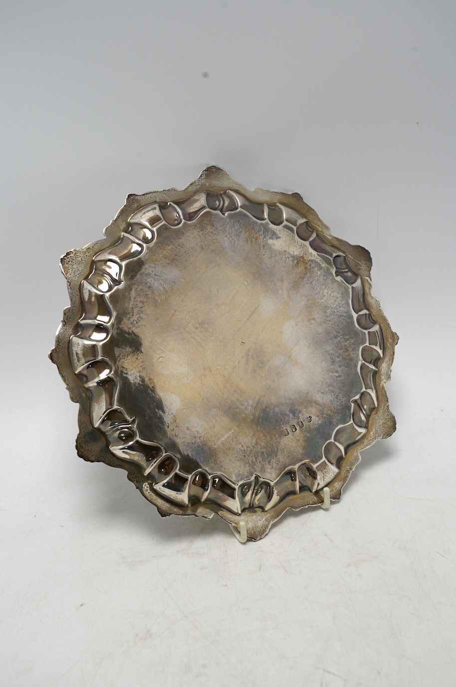 An Edwardian Irish silver waiter, Wakley & Wheeler, Dublin, 21.7cm, 1904, 8.1oz. Condition - fair